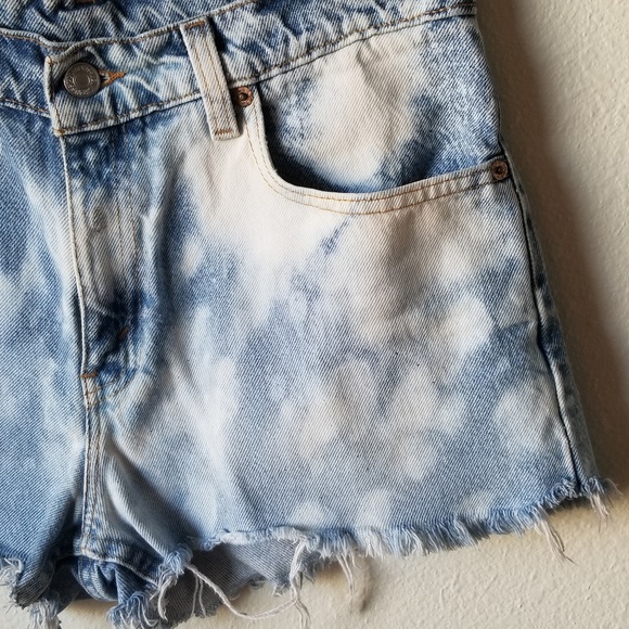 Levi's cut offs high waisted shorts - Picture 4 of 8